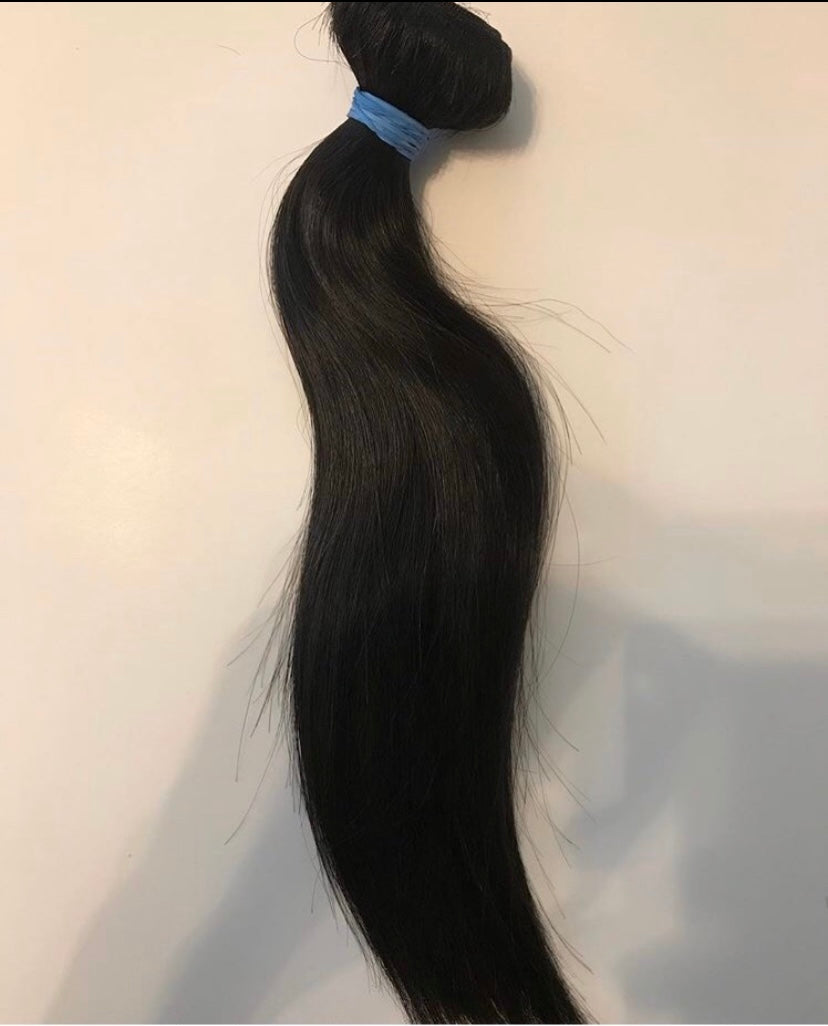 Faisceau de cheveux brésiliens raides