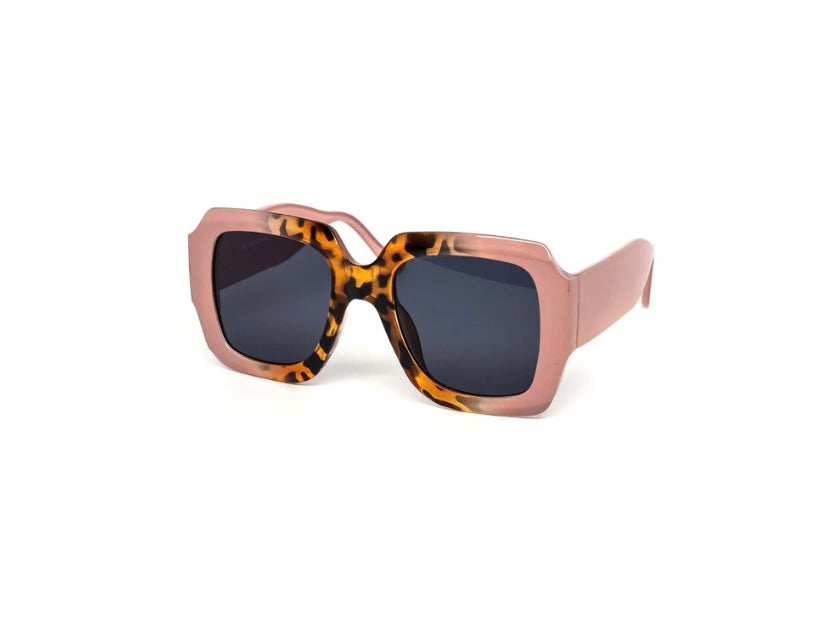 Lexy Oversized Chunky Two-tone Frame